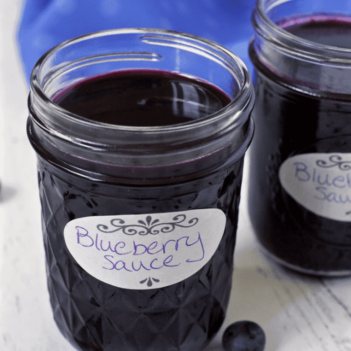 Homemade blueberry sauce | FamilyFoodontheTable.com