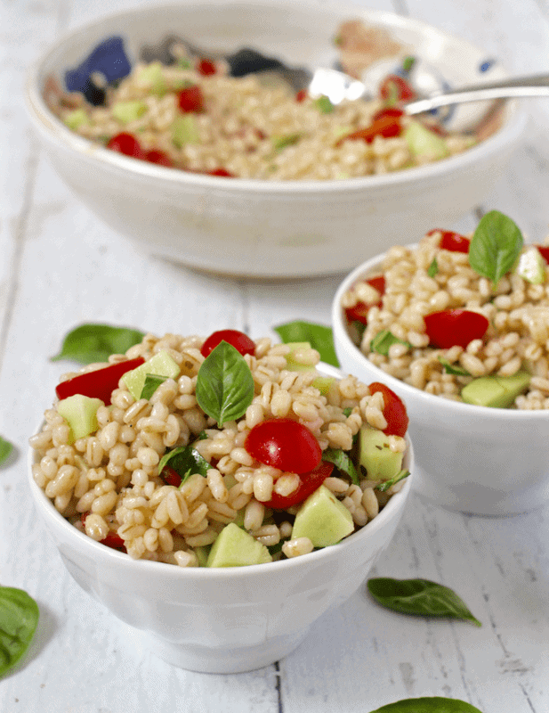 Barley salad with tomatoes - an easy side to throw together! | FamilyFoodontheTable.com