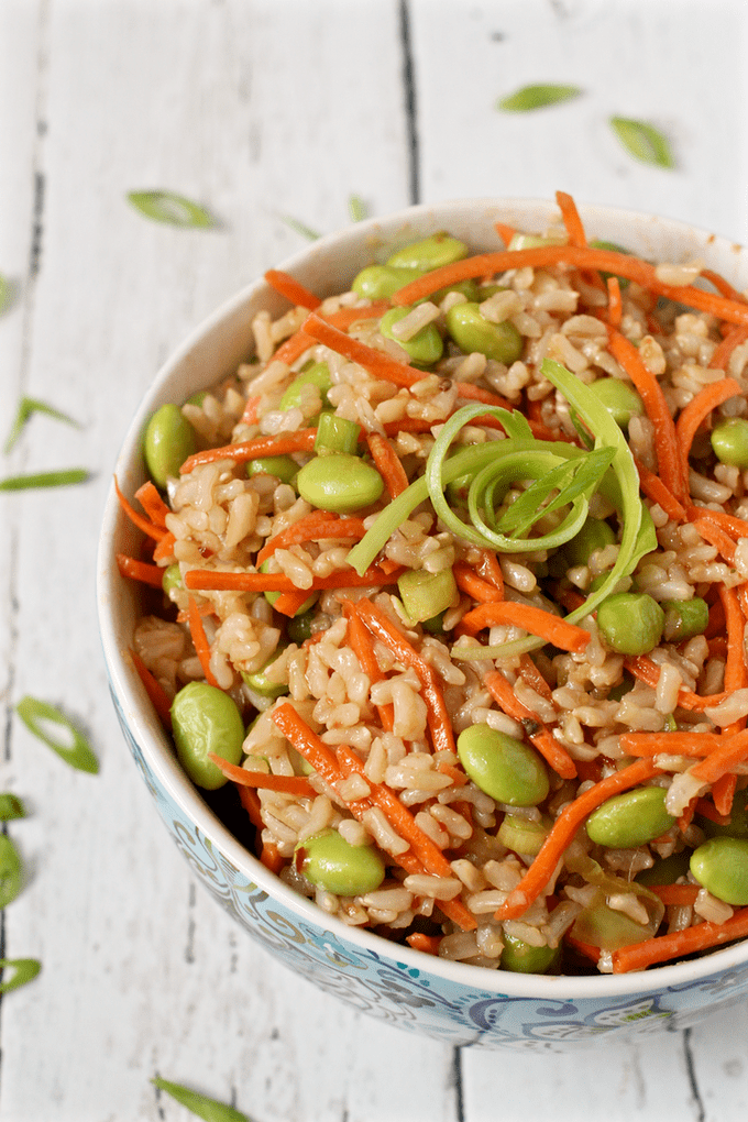 Brown rice edamame salad with carrots and a homemade soy ginger dressing - easy, healthy, delicious! | FamilyFoodontheTable.com