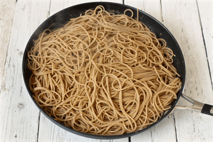 Peanut butter spaghetti with vegetables | FamilyFoodontheTable.com