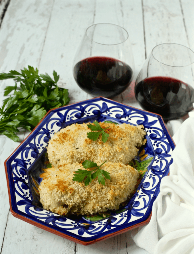 Easy crunchy baked chicken breasts - no breading station needed! Makes for an easy weeknight dinner! | FamilyFoodontheTable.com