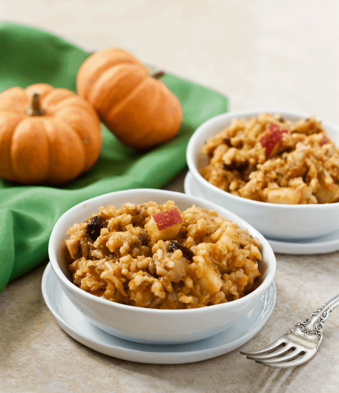 Fall harvest rice salad is sweet and savory and full of pumpkin, apples, raisins, dried cranberries and walnuts! #brownrice #fallrecipes #pumpkin #ricesalad