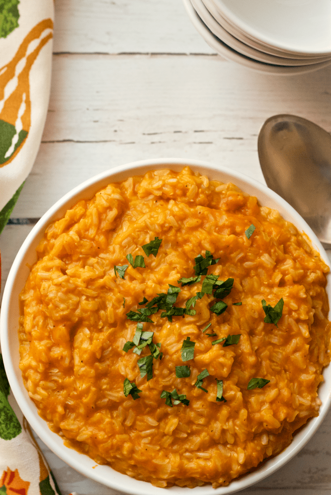 Creamy butternut squash brown rice - an easy, delicious side dish, plus 2 variations to try! | FamilyFoodontheTable.com