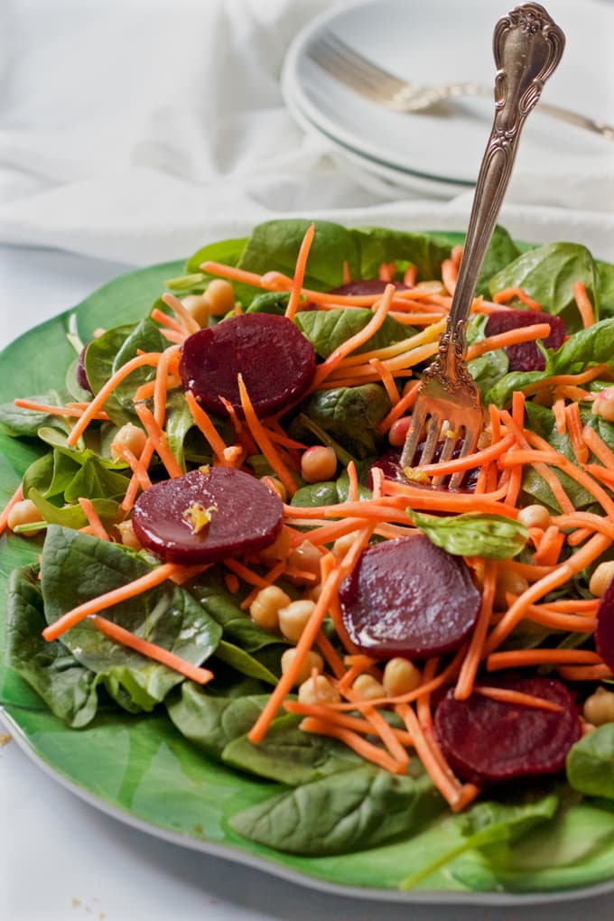 Start fresh spinach & beet salad with carrots and chick peas - a great detox salad with a tart-sweet lemon-maple vinaigrette | FamilyFoodontheTable.com