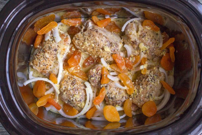 Slow cooker apricot chicken is an easy recipe using chicken thighs and dried apricots for a delicious dinner with big, fresh flavor and an intoxicating aroma - your house will smell amazing! #apricotchicken #slowcookerchicken #easychickendinner | www.familyfoodonthetable.com
