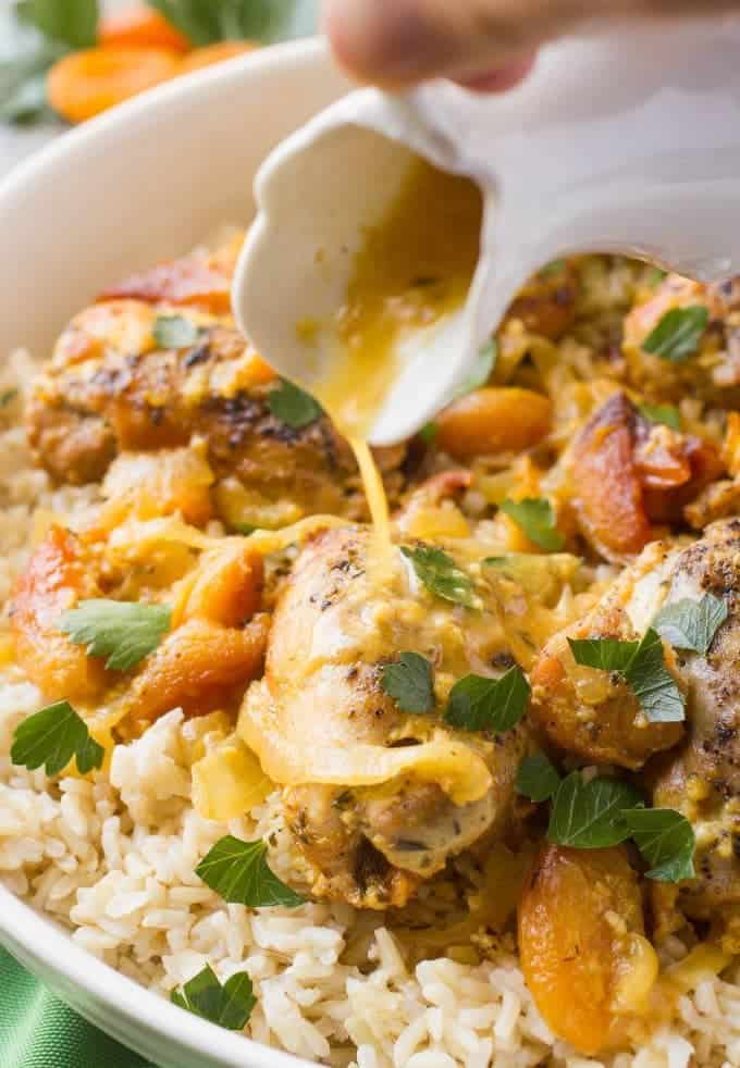 Slow cooker apricot chicken - a simple dinner recipe with big fresh flavors!