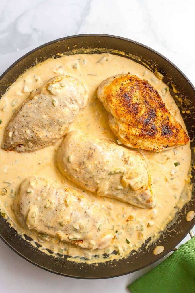 Chicken jalapeno - an easy one-pot dinner with chicken breasts and a jalapeno cheddar cheese sauce | FamilyFoodontheTable.com