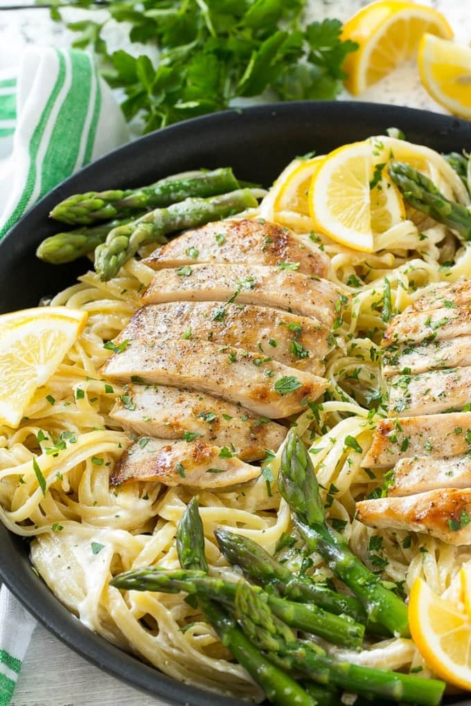 Lemon asparagus pasta with chicken