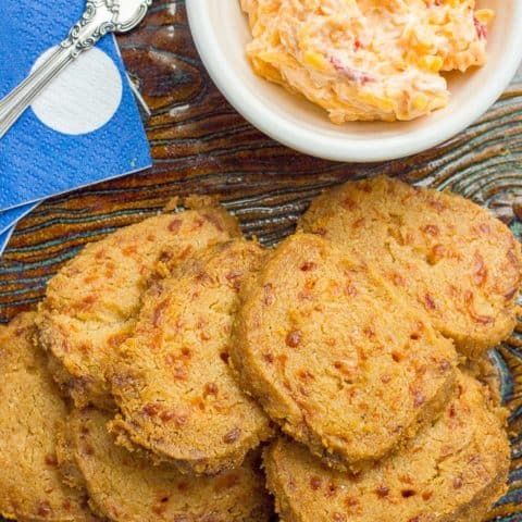 Pimiento cheese crackers -- This easy 4-ingredient recipe makes a great appetizer for a crowd!