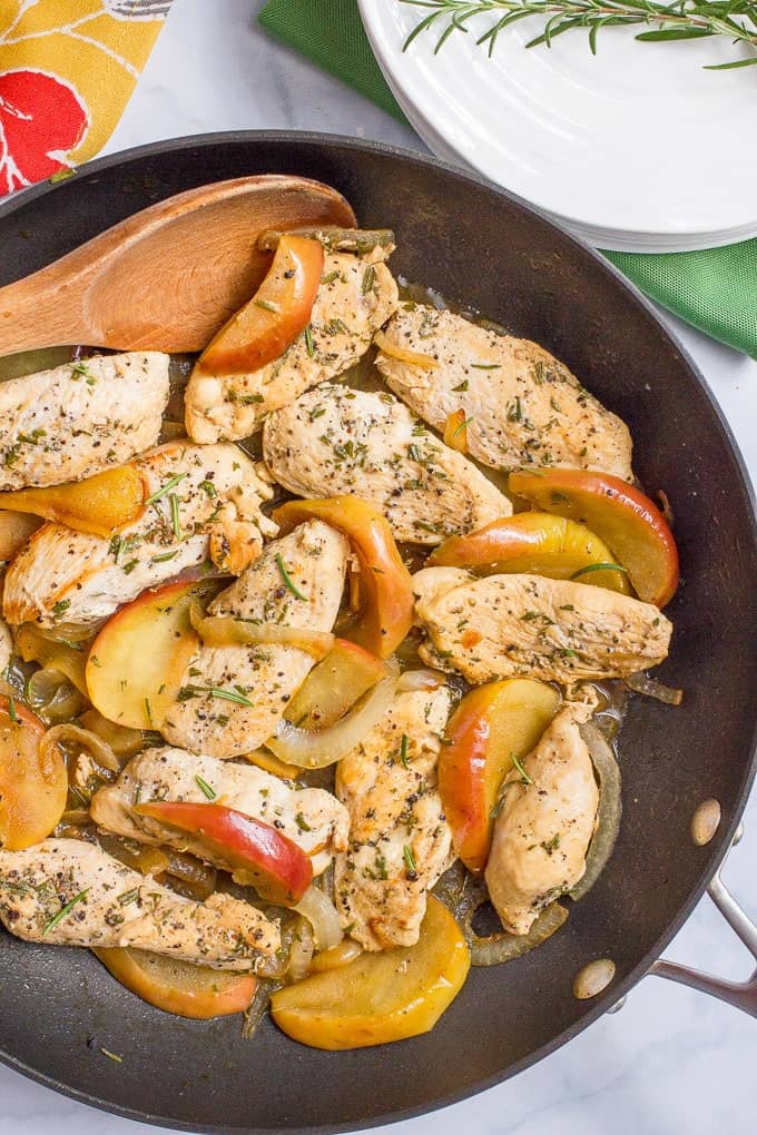 One-skillet sautéed chicken and apples with rosemary is an easy weeknight dinner recipe that's perfect for fall! | www.FamilyFoodontheTable.com