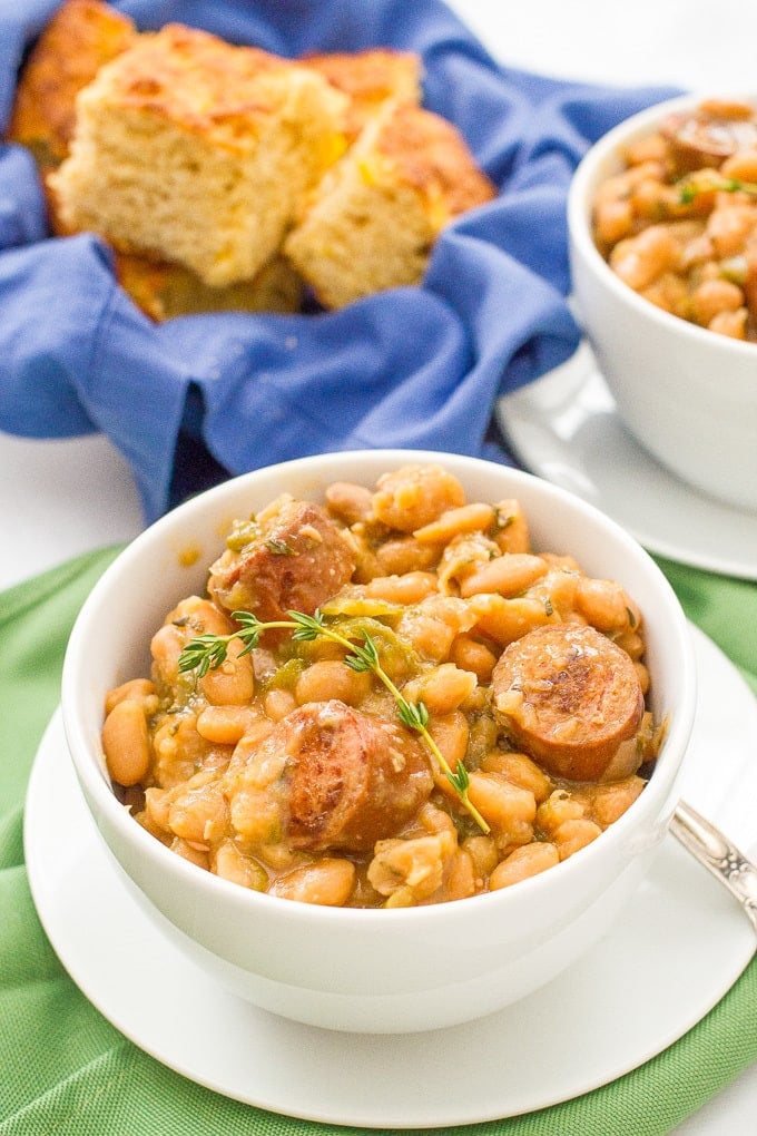 Slow cooker white beans and sausage - an easy healthy dinner recipe