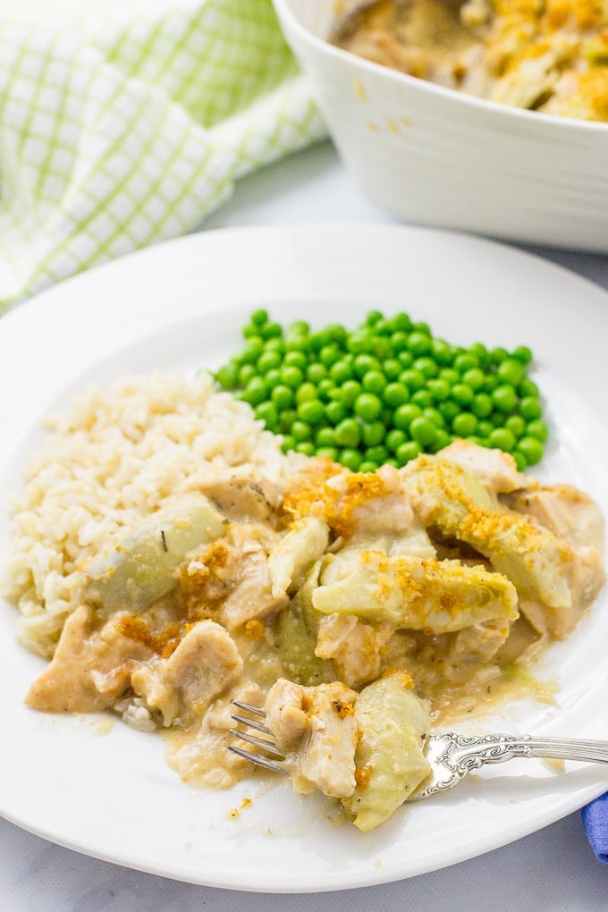 Creamy turkey artichoke casserole | www.familyfoodonthetable.com