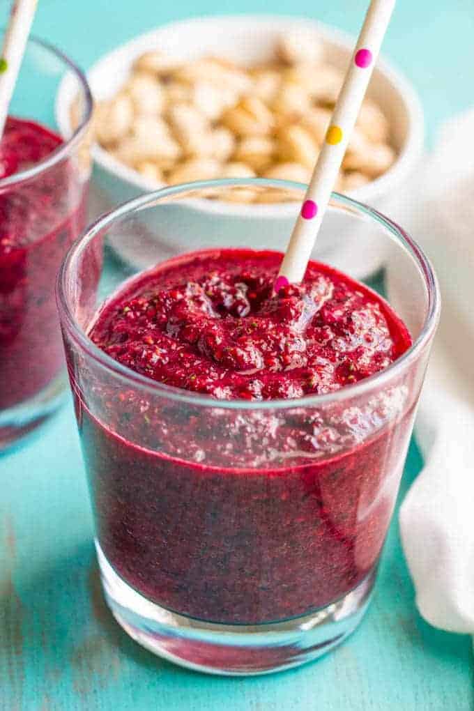 Berry beet smoothie with broccoli is a healthy, pretty fruit smoothie with a double dose of vegetables — a great way to get kids to enjoy their veggies! | www.familyfoodonthetable.com