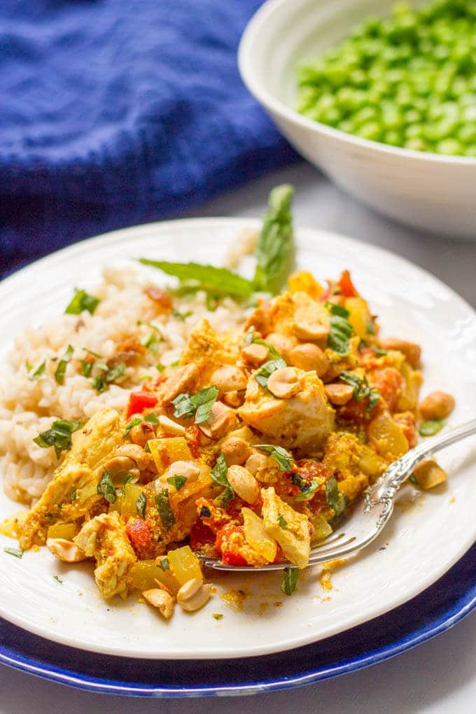 Quick chicken curry is an easy, one-pan recipe that’s ready in just 15 minutes -- perfect for a busy weeknight dinner! | www.familyfoodonthetable.com
