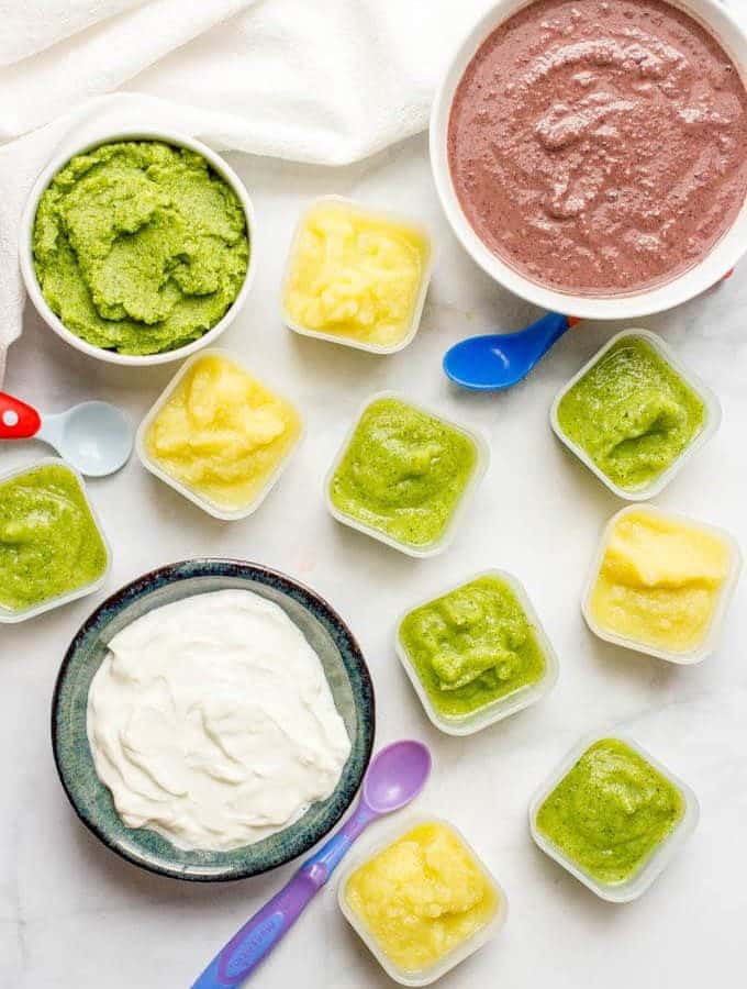 Homemade baby food -- easy how to for broccoli, zucchini, squash, black beans and yogurt, all in just 20 minutes! | www.familyfoodonthetable.com
