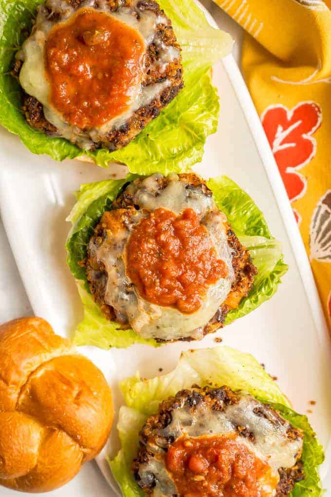 Butternut squash black bean quinoa burgers are a hearty vegan burger with tex-mex spices and big flavors! #veggieburger #blackbeanburger #vegetarian | www.familyfoodonthetable.com