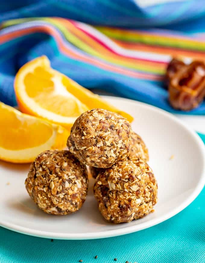 Healthy peanut butter energy balls are just 4 wholesome ingredients and so easy to make! They’re great for a post-workout snack, afternoon snack or on-the-go energy boost! #energyballs #peanutbutter #healthysnack #glutenfreesnack #glutenfreerecipes