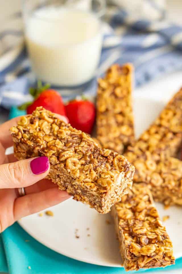 Healthy breakfast bars - Family Food on the Table